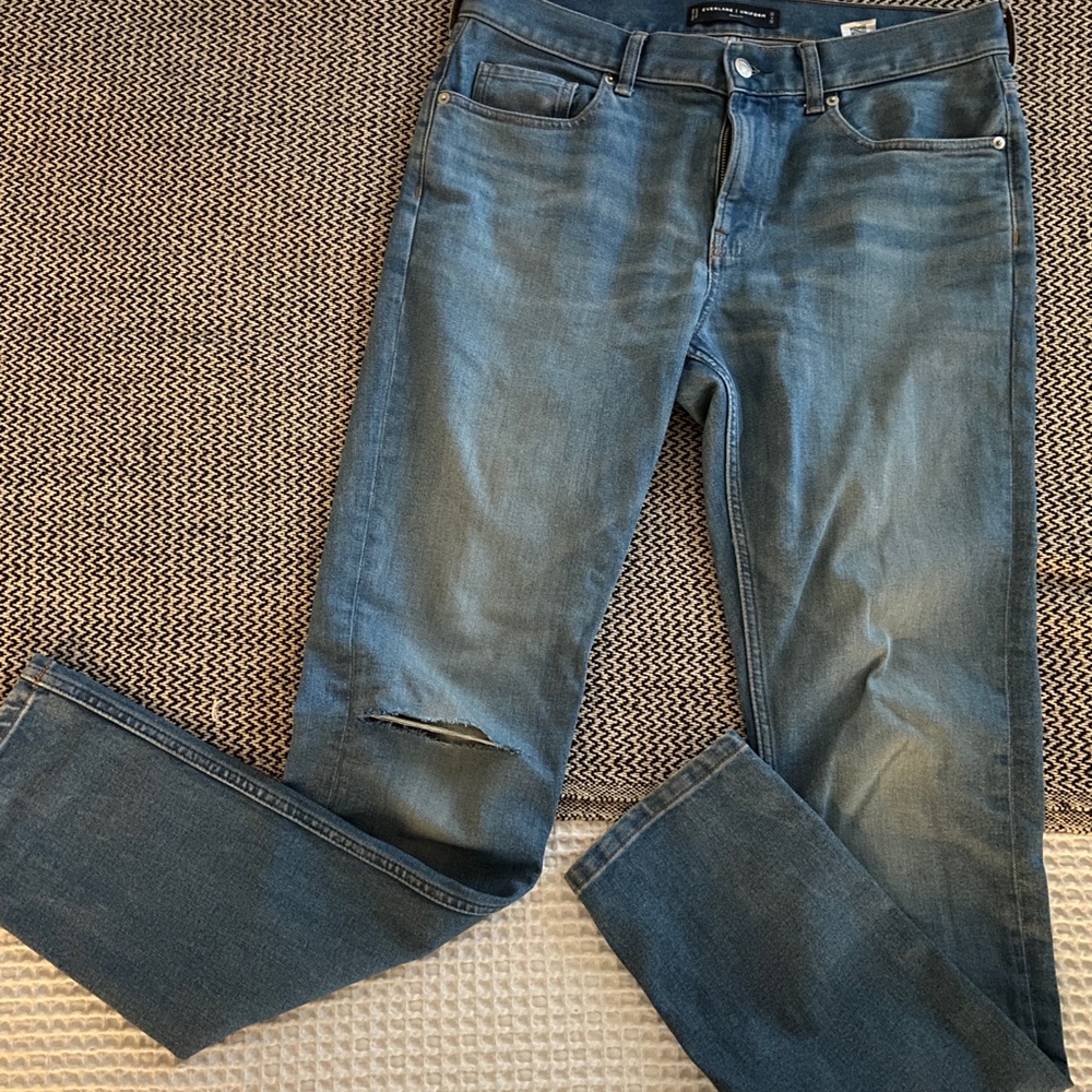 Everlane Men’s Jeans - Light Wash 32 (knee rip)